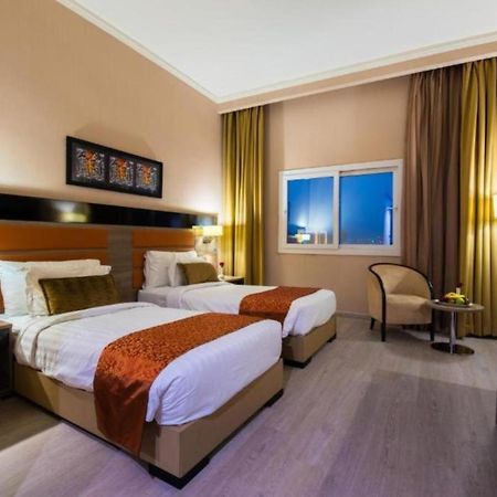 Mira Waterfront Hotel Jeddah Bagian luar foto